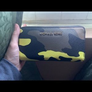 Camo mk wallet